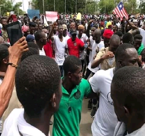 LIBERIA: Aggrieved protesters storm legislature building demanding $1.5 million