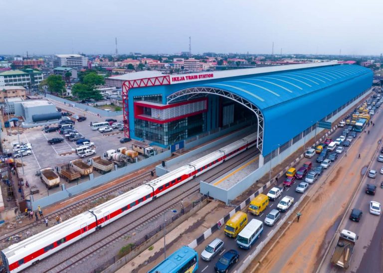 Nigeria : Lagos Red Line rail begins partial operations today.