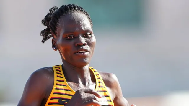 Uganda : Ex-partner who killed Ugandan athlete dies from burns .