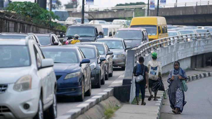 Nigerians Forsake Private Cars Amid Cost of Living Crisis