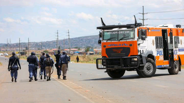 Protests in Johannesburg Highlight Ongoing Water Shortages Amid Broader Infrastructure Challenges