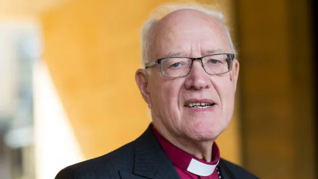 England :Former Archbishop Of Canterbury Carey Quits Ministry