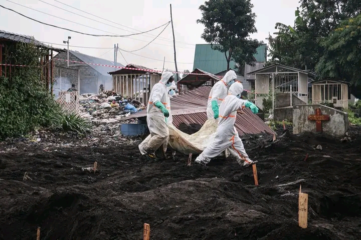 Mass Graves, Decomposing Bodies as Fighting Devastates Eastern Congo