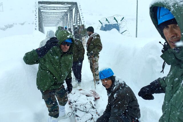 Rescuers Continue Search for 8 Missing Workers After Avalanche in Northern India