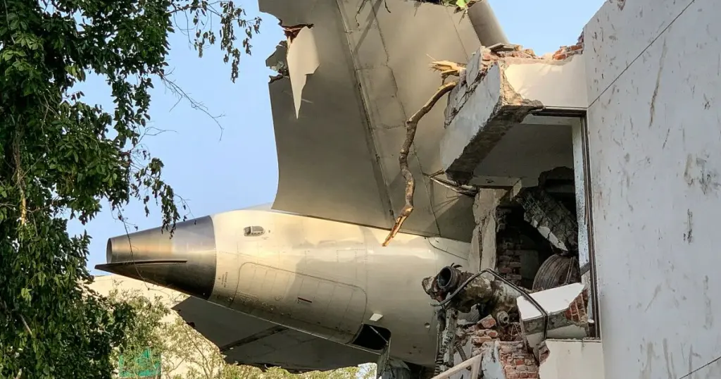 Investigators Trace Deadly Air India Crash to Critical Event Moments After Takeoff